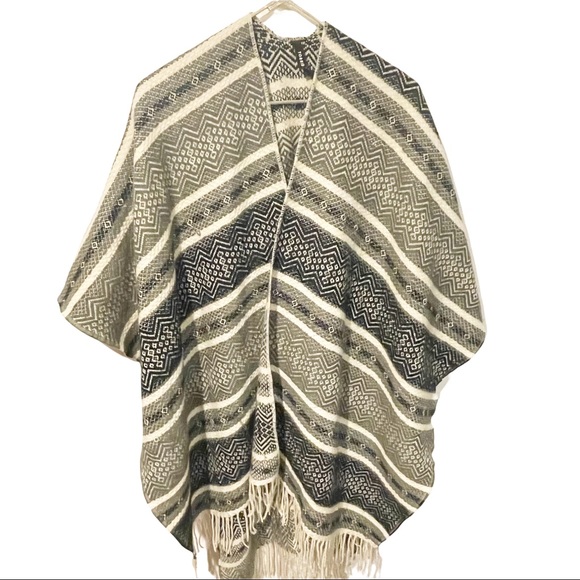 torrid Sweaters - Torrid‎ One Size Knit Over The Shoulder Wrap Sweater Shawl Stripe Fringe